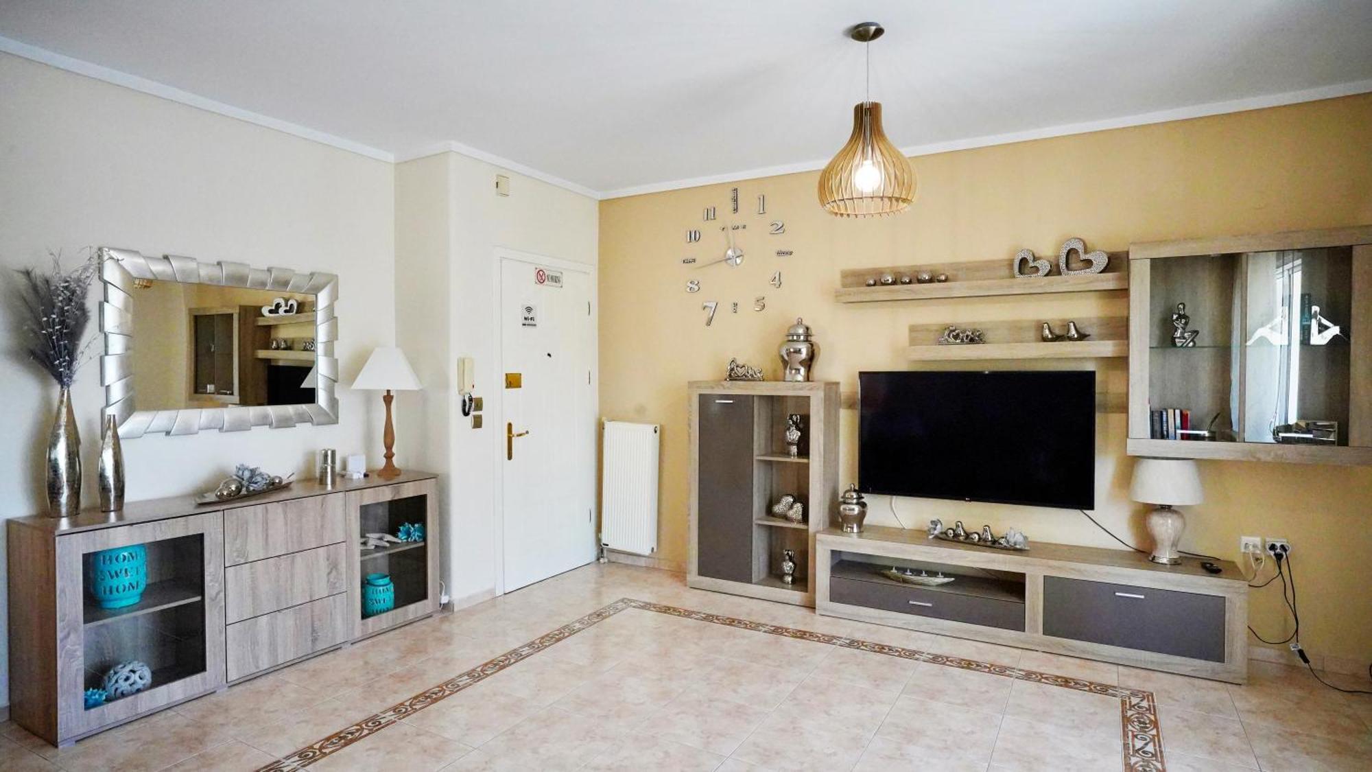 Peraía Lovely And Sunny Apartament 300M From Beach!! מראה חיצוני תמונה