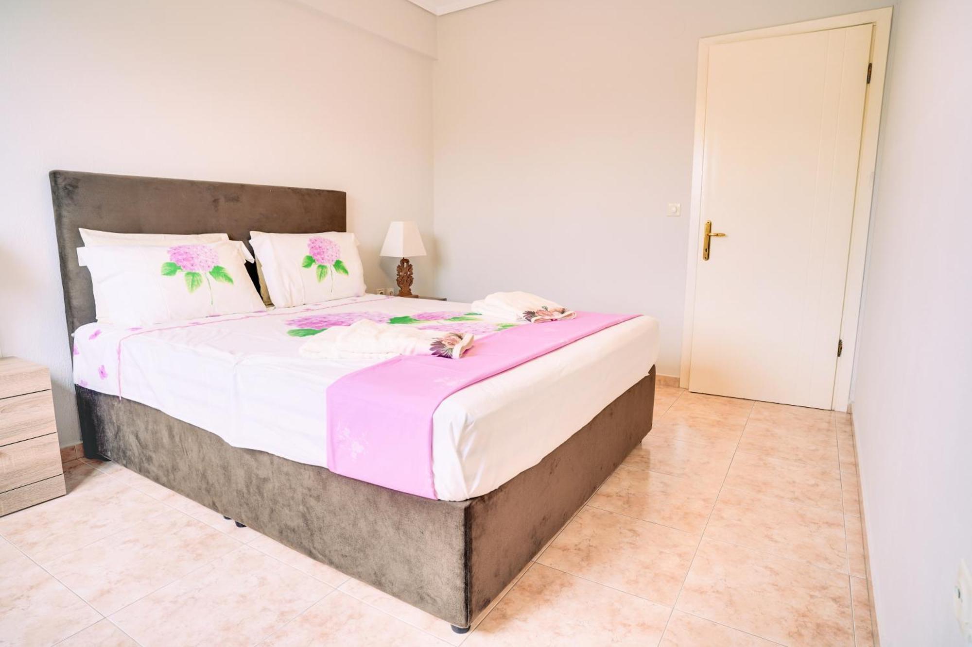 Peraía Lovely And Sunny Apartament 300M From Beach!! מראה חיצוני תמונה