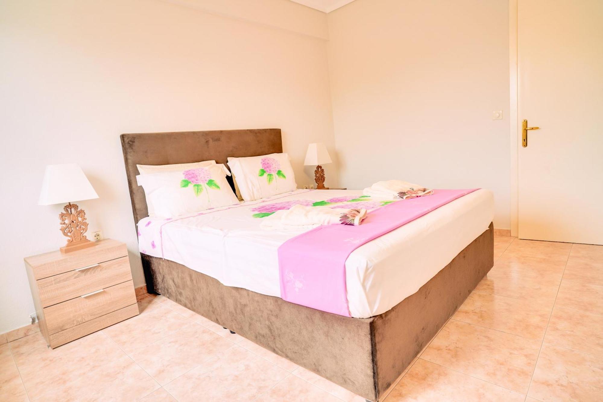 Peraía Lovely And Sunny Apartament 300M From Beach!! מראה חיצוני תמונה