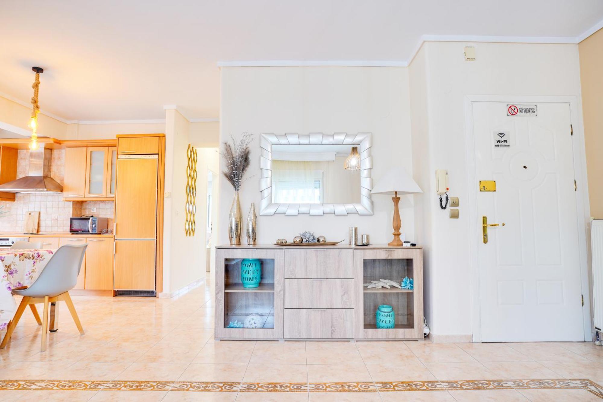 Peraía Lovely And Sunny Apartament 300M From Beach!! מראה חיצוני תמונה