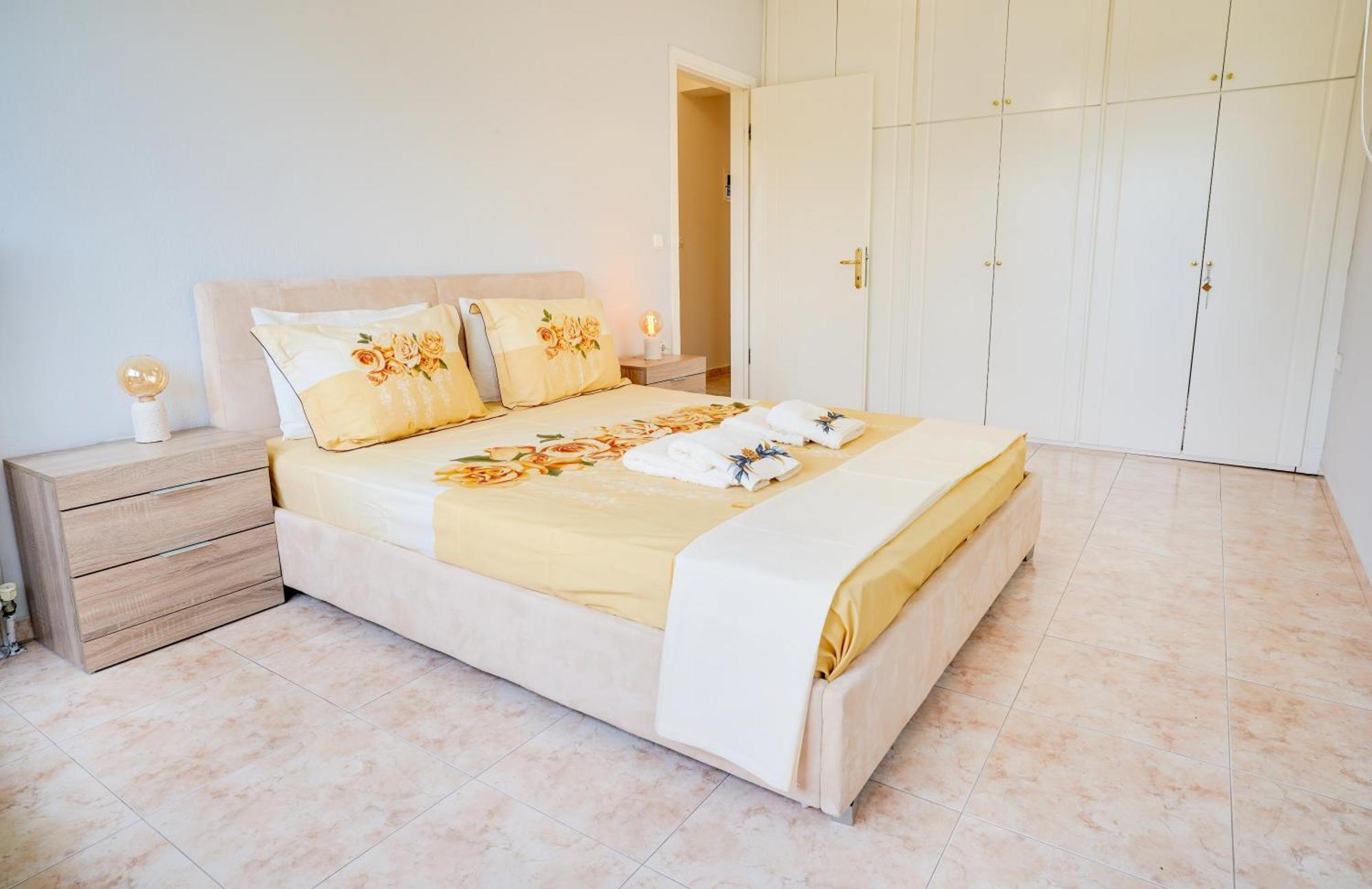 Peraía Lovely And Sunny Apartament 300M From Beach!! מראה חיצוני תמונה
