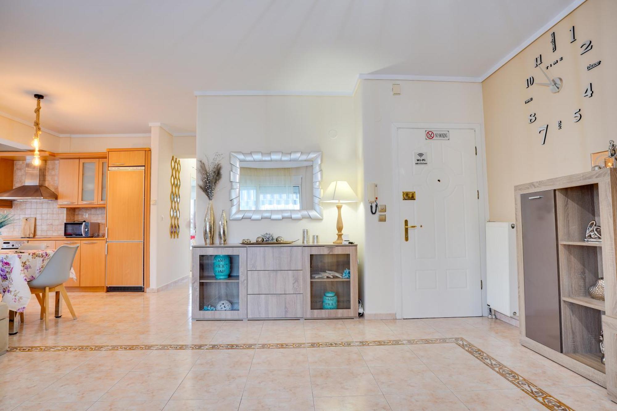 Peraía Lovely And Sunny Apartament 300M From Beach!! מראה חיצוני תמונה
