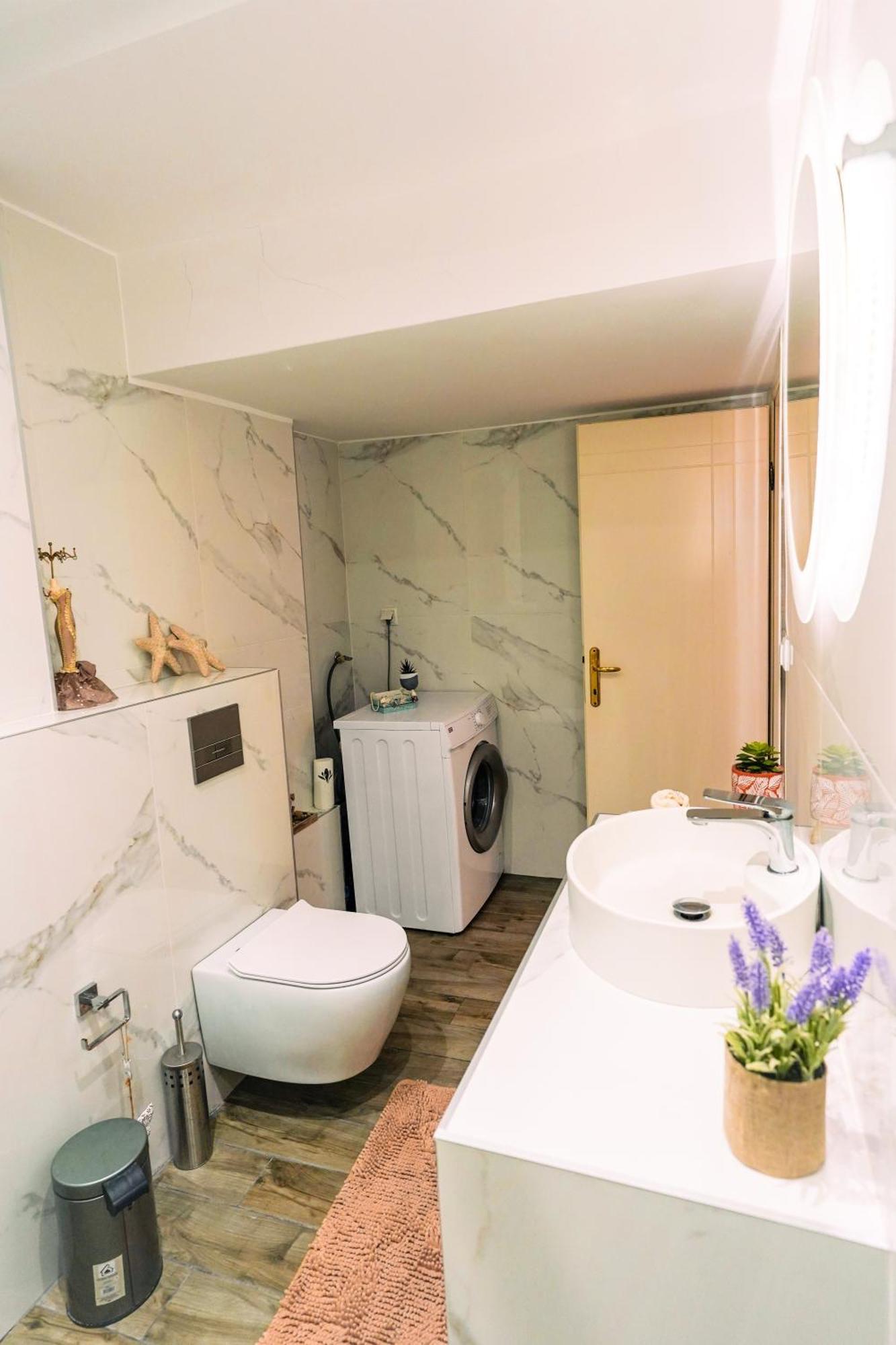 Peraía Lovely And Sunny Apartament 300M From Beach!! מראה חיצוני תמונה